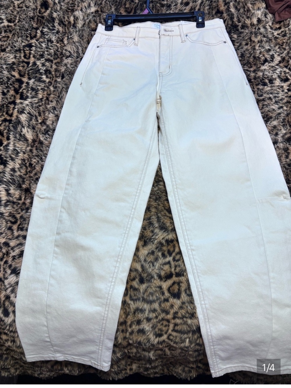White High-Rise Wide Leg Jeans - Women